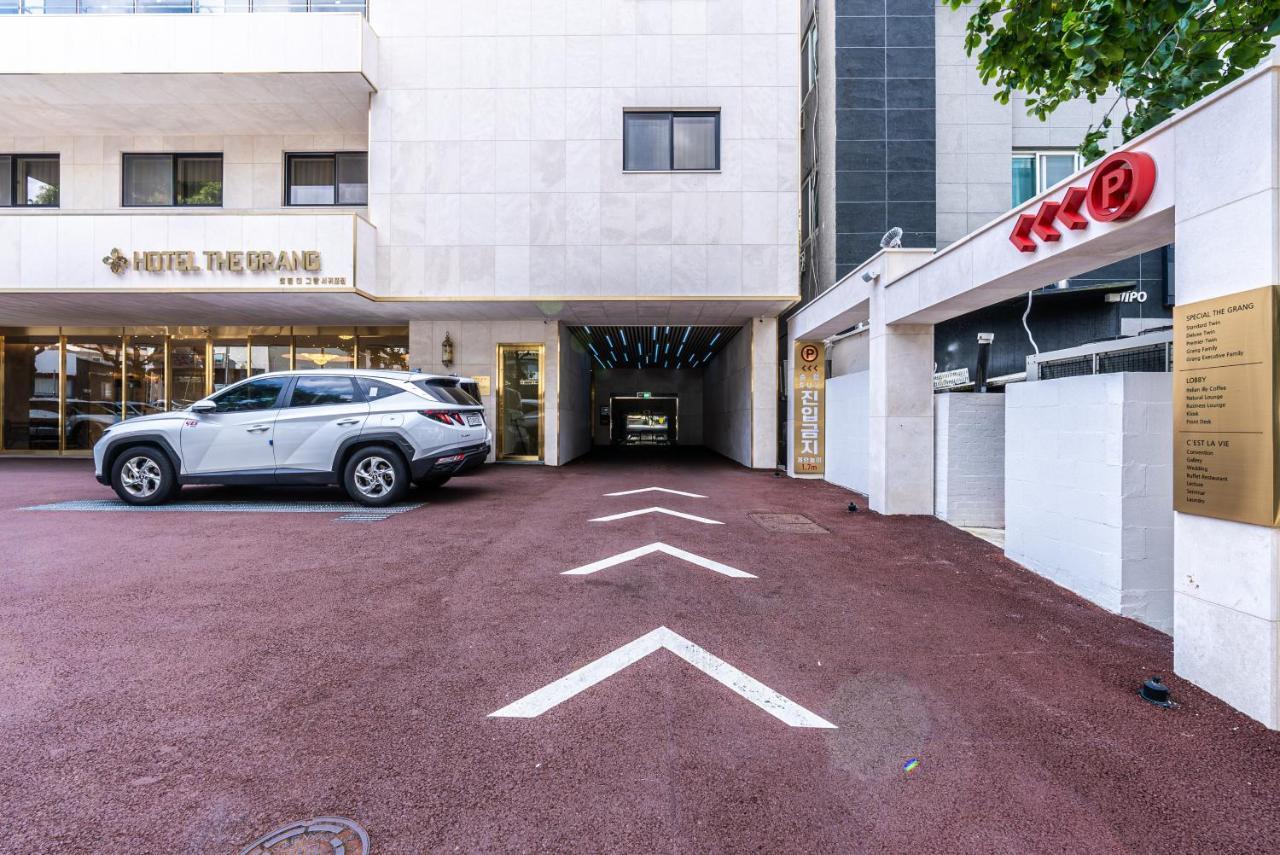 Hotel The Grang Seogwipo Dış mekan fotoğraf