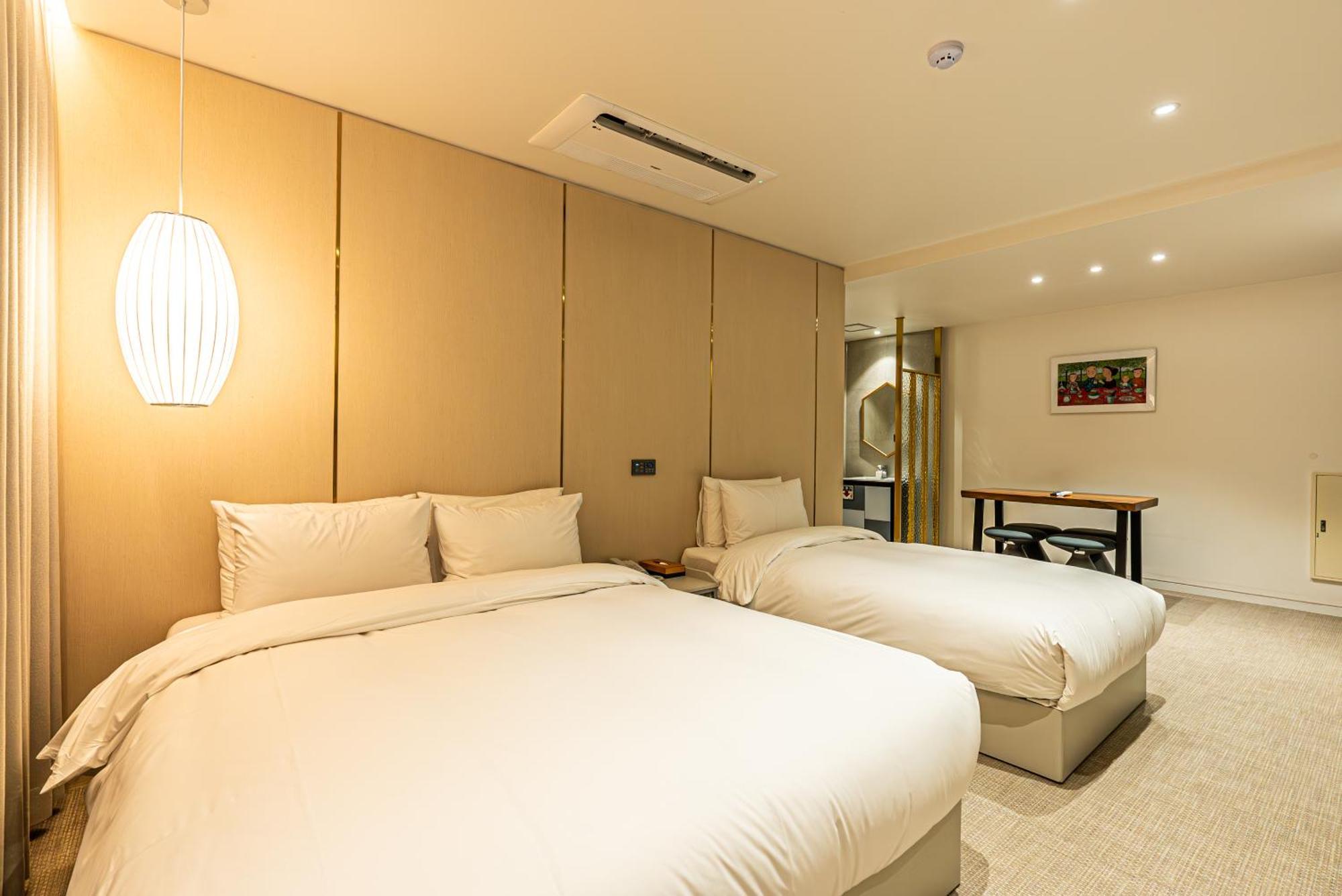 Hotel The Grang Seogwipo Dış mekan fotoğraf