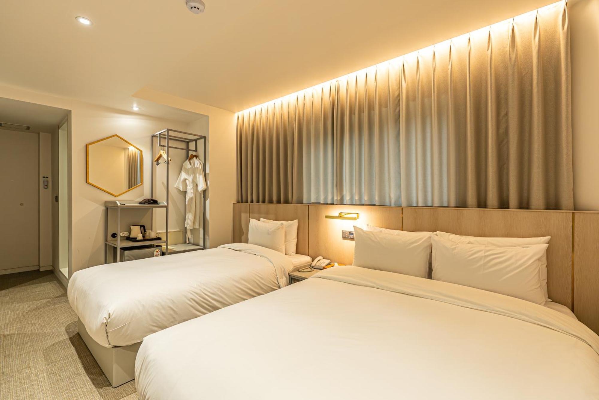 Hotel The Grang Seogwipo Dış mekan fotoğraf