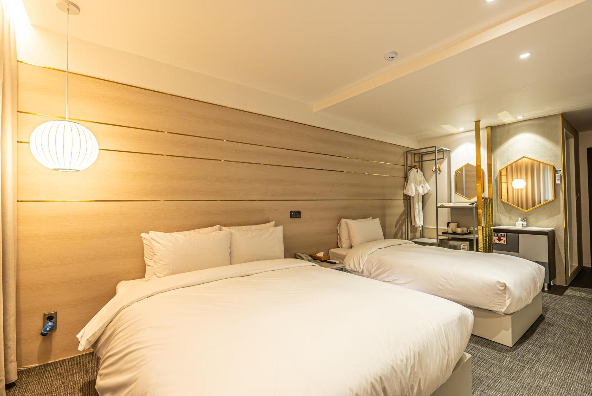 Hotel The Grang Seogwipo Dış mekan fotoğraf